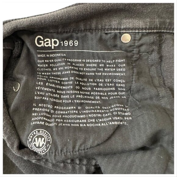Gap 1969 Distressed Black Denim Mini Skirt, Size 31R - Picture 4 of 12